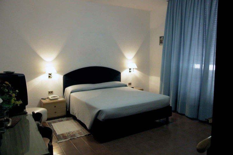 Hotel Regina 布林迪西 外观 照片